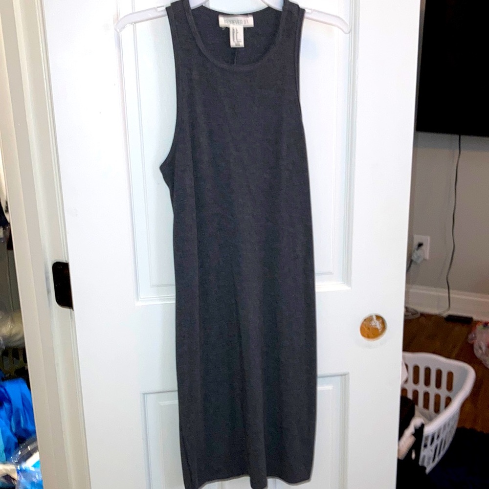 Gray sleeveless mini fitted dress